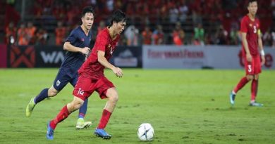 Các ưu nhược điểm của sơ đồ 3 trung vệ như thế nào