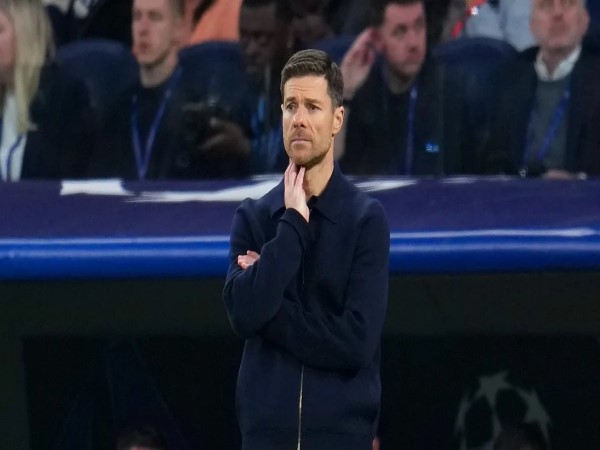 Alonso chịu áp lực nhưng vẫn nhận sự ủng hộ từ phòng thay đồ Alonso chịu áp lực nhưng vẫn nhận sự ủng hộ từ phòng thay đồ