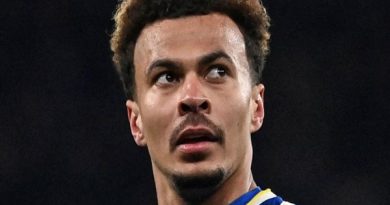 Tin BĐ: Dele Alli liên tục đốt tiền dù thất nghiệp