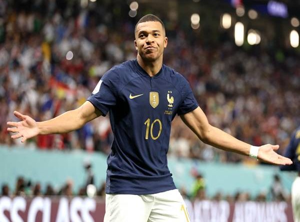 Số áo Mbappe