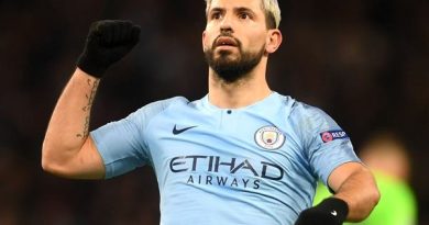 Tiền đạo Man City