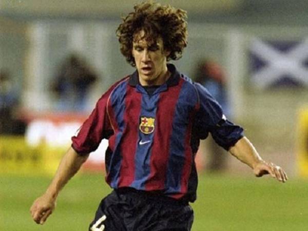 Carles Puyol - biểu tượng lớn nhất của hàng thủ Barcelona